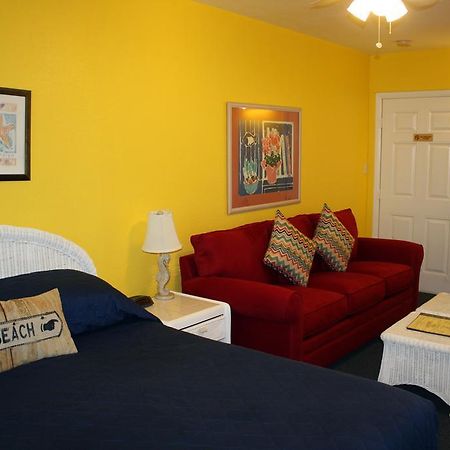 Barefoot Bay Resort Motel เคลียร์วอเตอร์บีช ภายนอก รูปภาพ