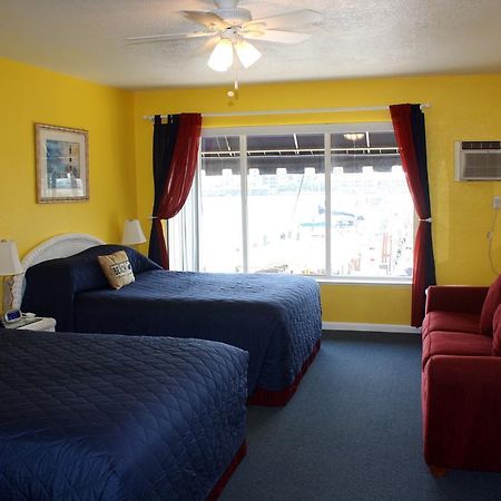 Barefoot Bay Resort Motel เคลียร์วอเตอร์บีช ภายนอก รูปภาพ