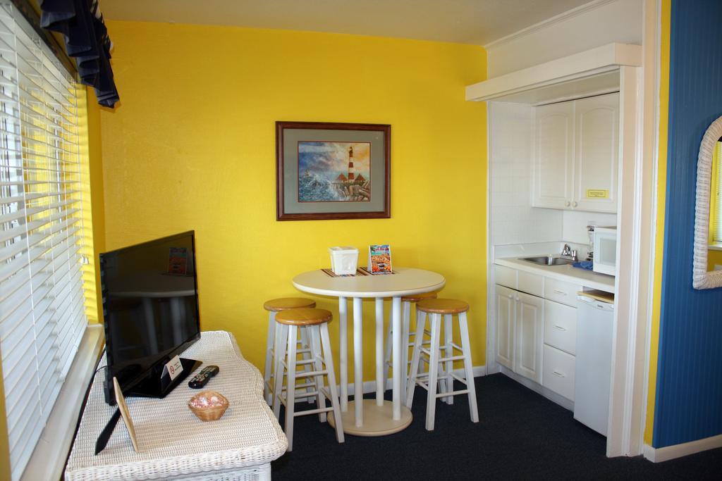 Barefoot Bay Resort Motel เคลียร์วอเตอร์บีช ภายนอก รูปภาพ